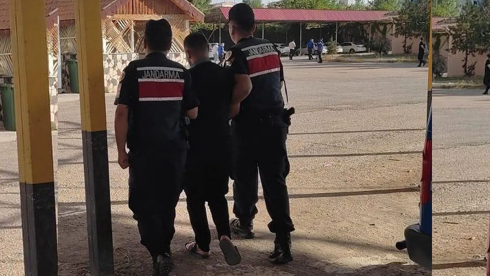 Elazığ'da 29 Yıl Kesinleşmiş Hapis Cezası Bulunan Zanlı Tutuklandı