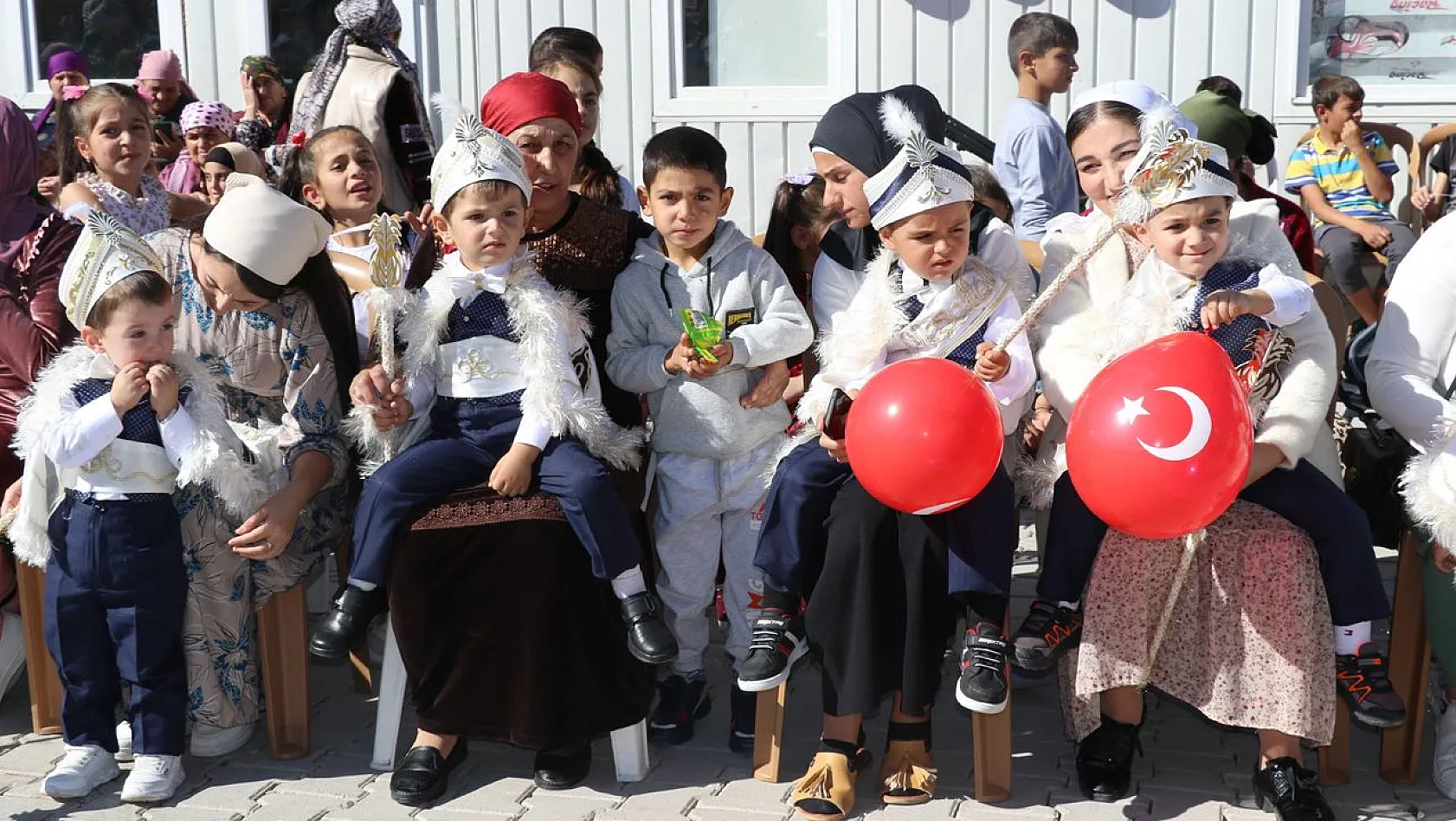Elazığ'da Ahıska Türkü Çocuklar İçin Toplu Sünnet Töreni Düzenlendi