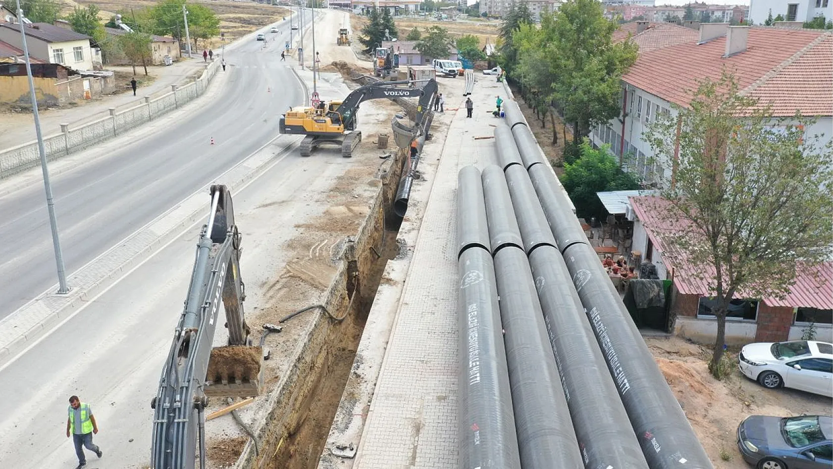 Elazığ'da Altyapı Çalışmaları Sürüyor