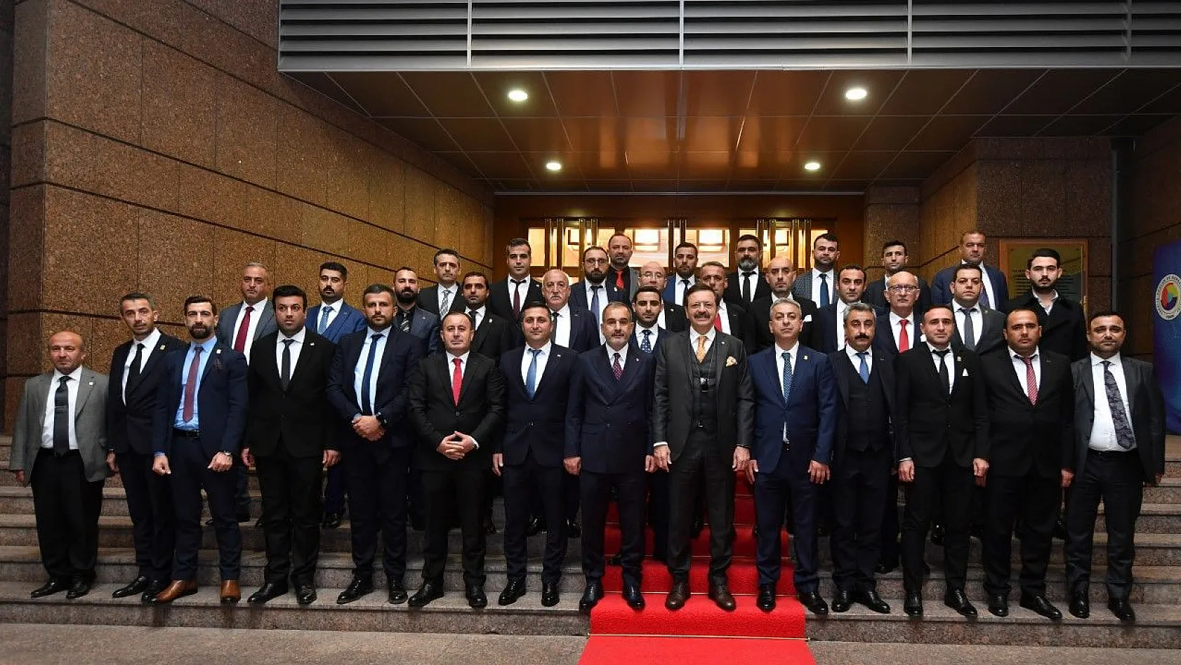 Elazığ Ticaret ve Sanayi Odası TOBB Başkanı Rifat Hisarcıklıoğlu'nu Ziyaret Etti