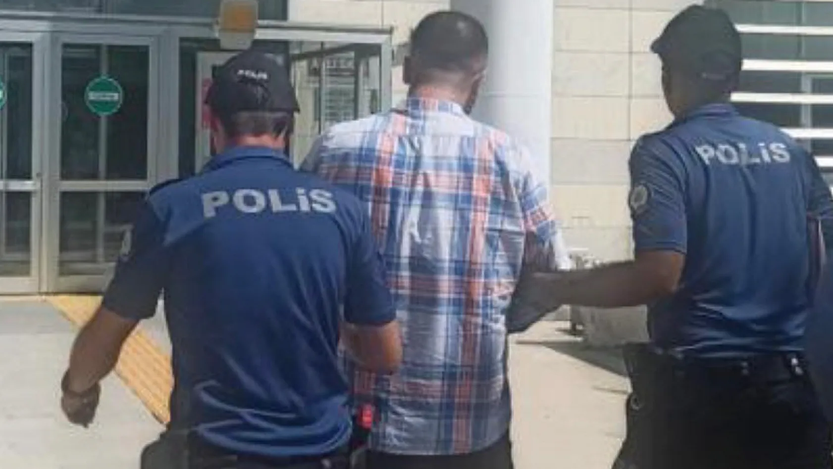 Elazığ'da 16 Adet Suç Kaydı Bulunan Şüpheli Tutuklandı