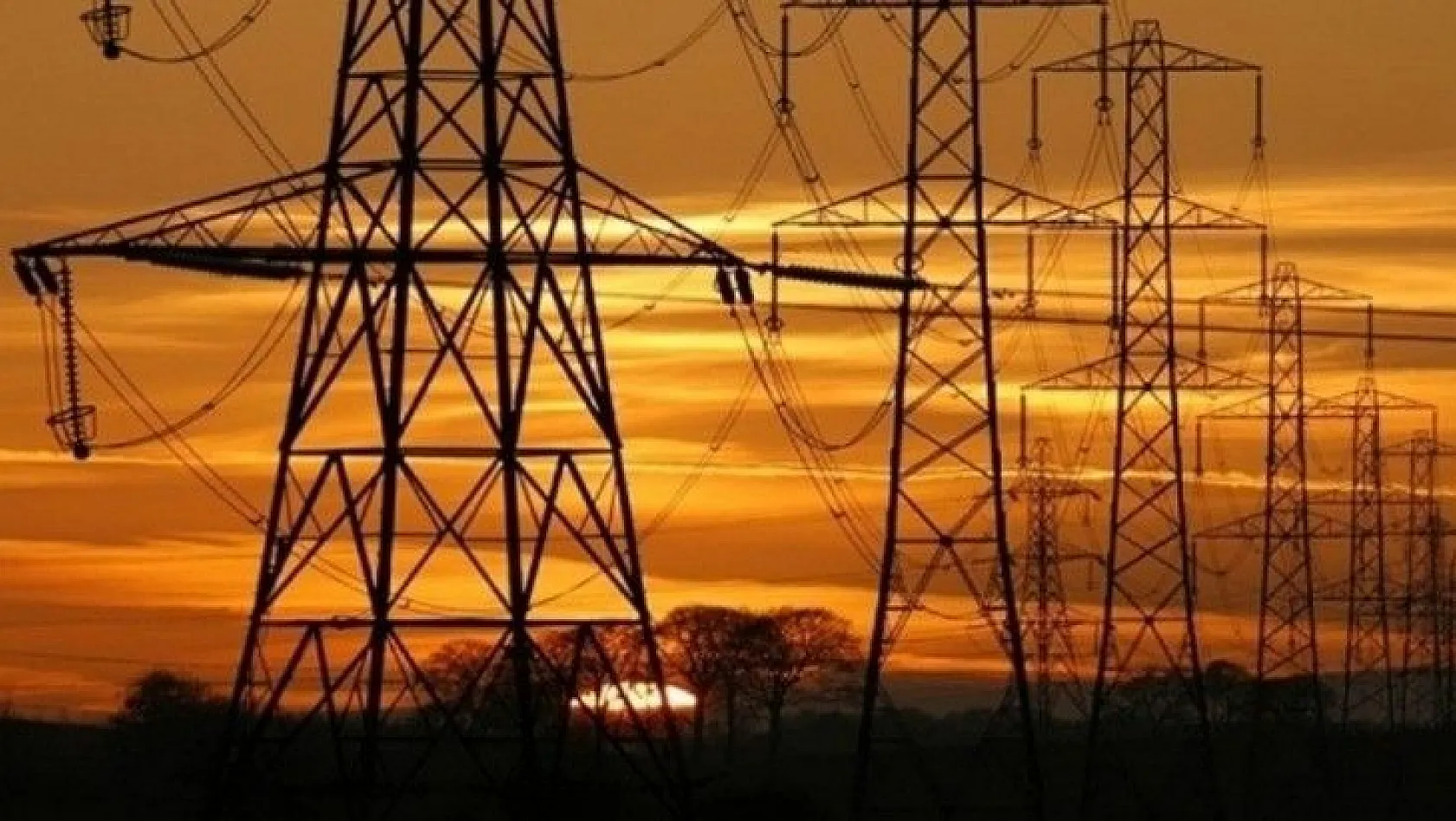Elektriğe 1 Temmuz'dan itibaren yüzde 15 zam