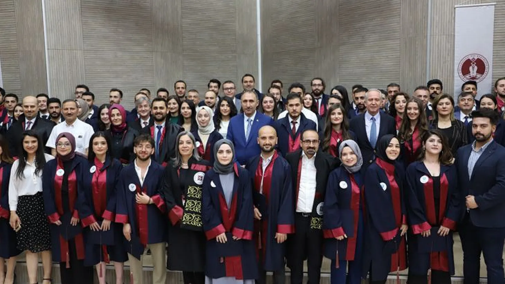 Fırat Üniversitesi Diş Hekimliği Fakültesi Mezuniyet Töreni Yapıldı