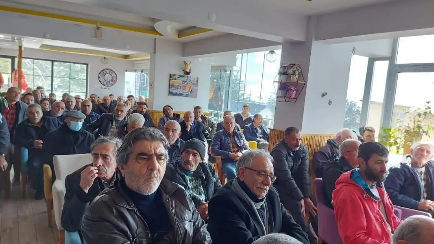 Hozat'ta deprem bilgilendirme toplantısı yapıldı