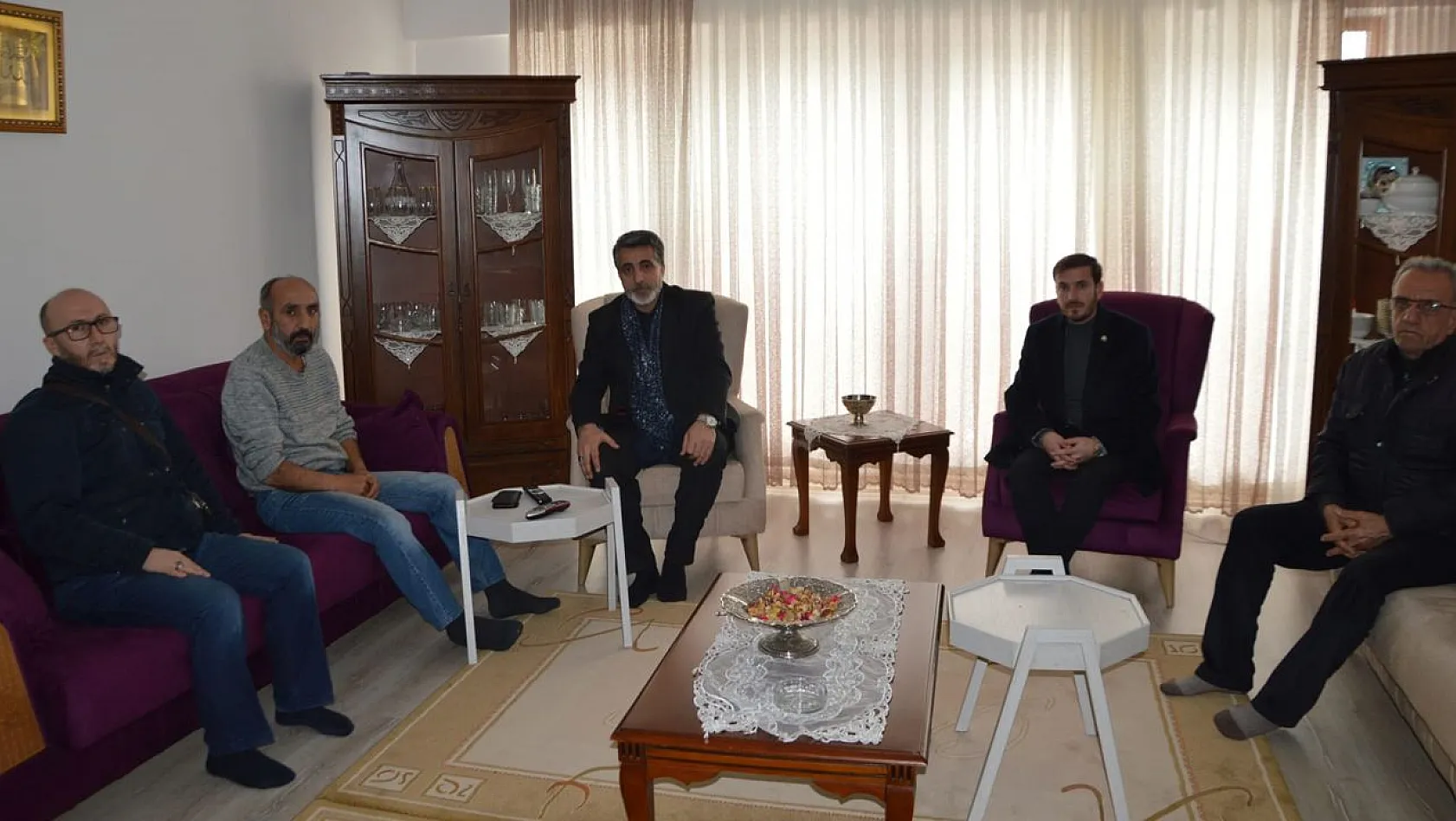 HÜDA PAR Elazığ'da Depremzede Ailelerle Bir Araya Geldi