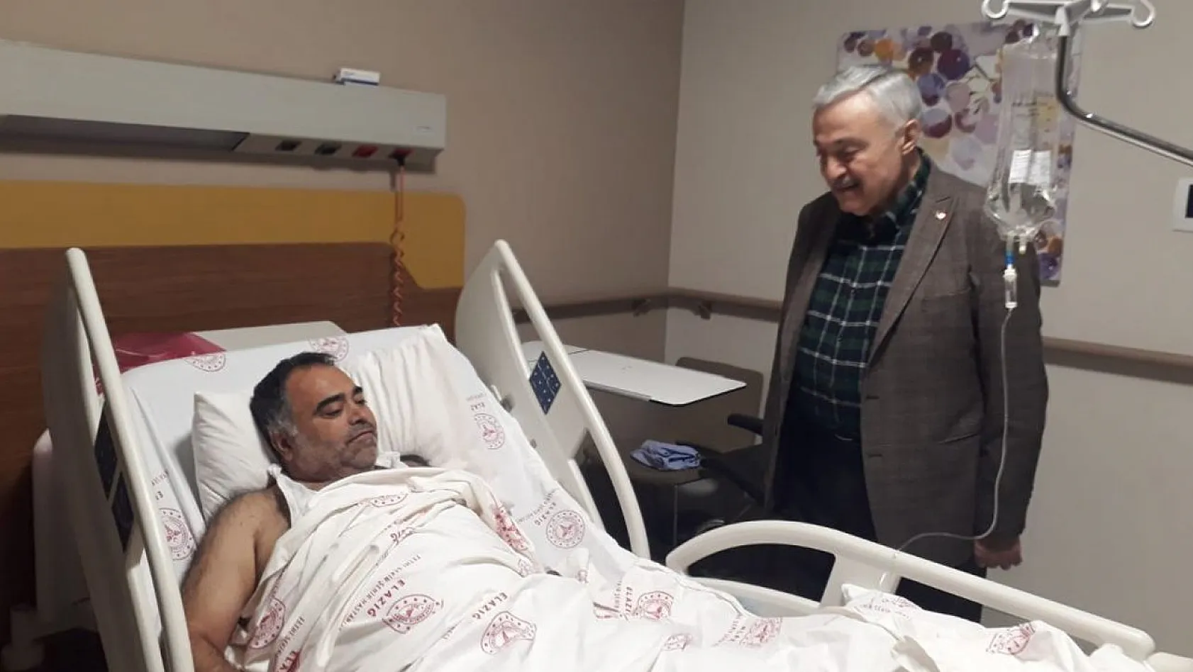 Milletvekili Demirbağ, Elazığ'da Tedavileri Süren Depremzedelerle Bir Araya Geldi