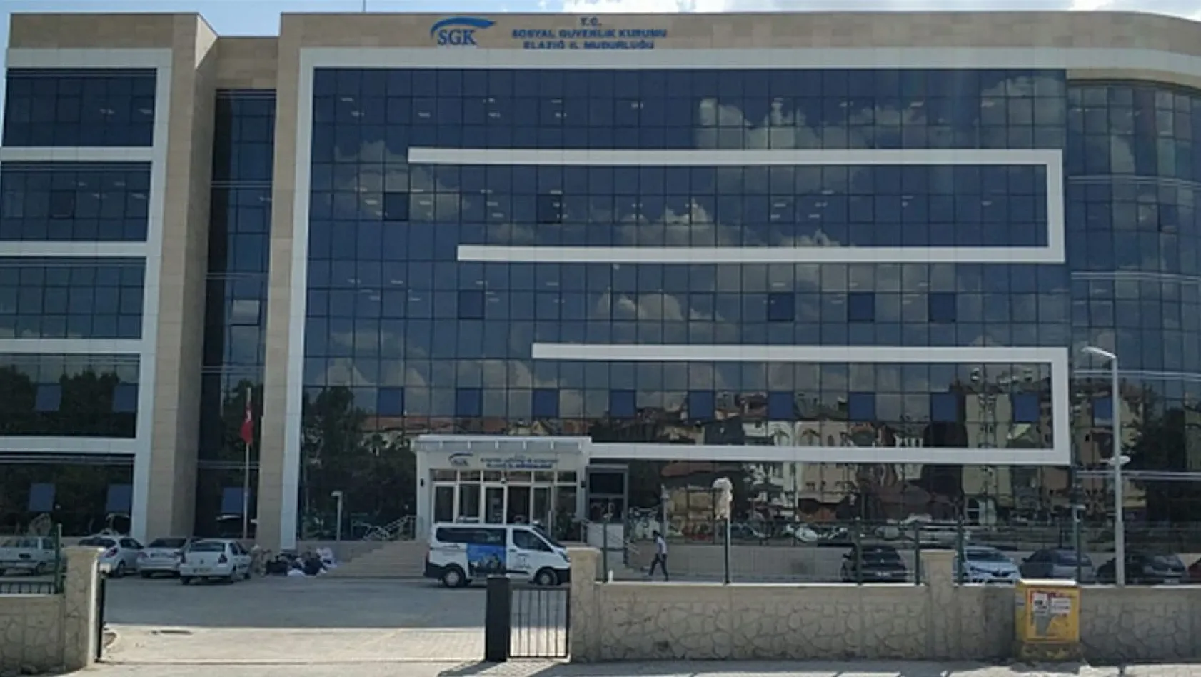 SGK Mücbir Sebep Hali Kapsamında Elazığ'da Uygulanacak Süreci Açıkladı