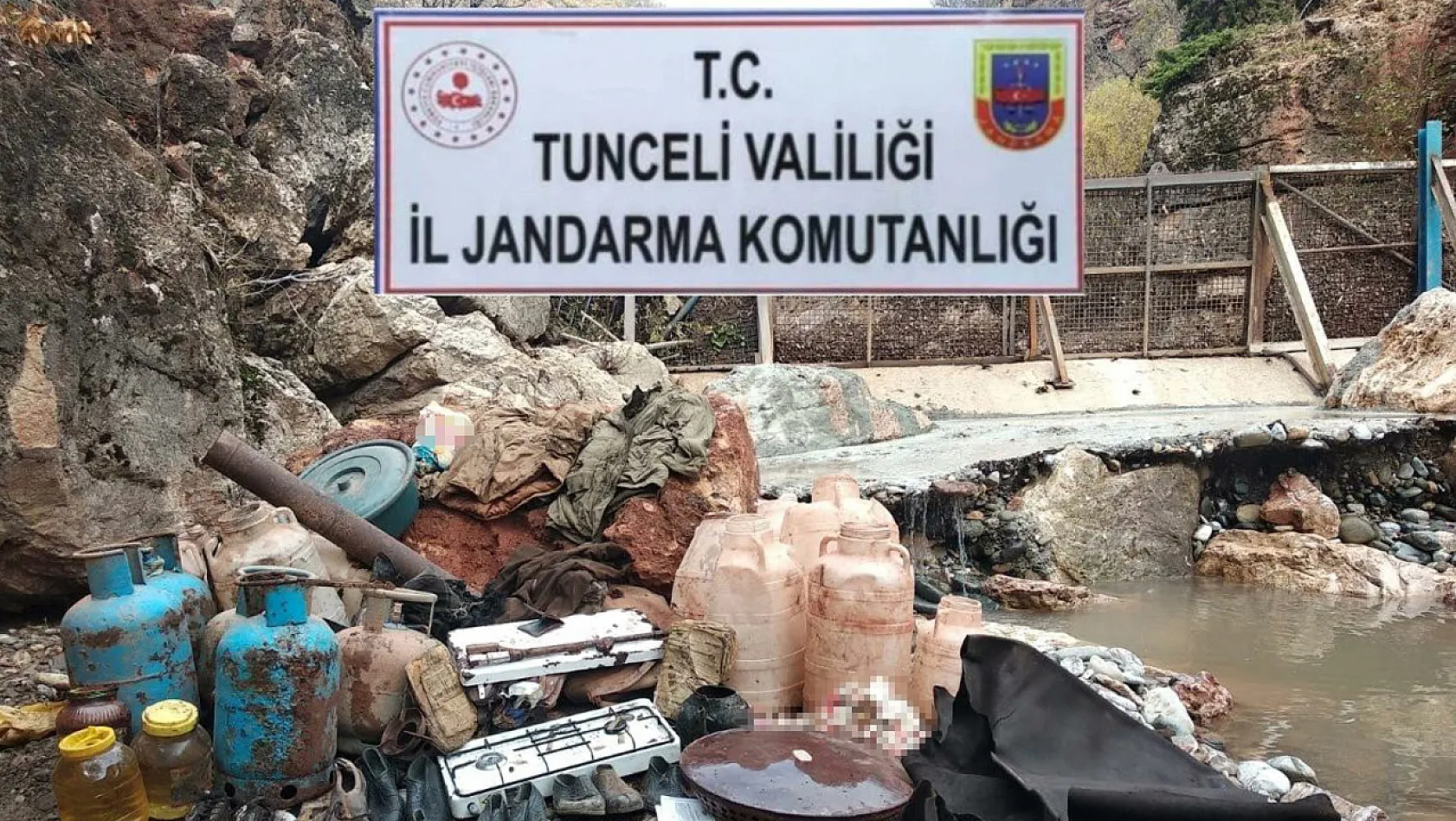 Tunceli'de Mağara İçinde Malzeme Ele Geçirildi