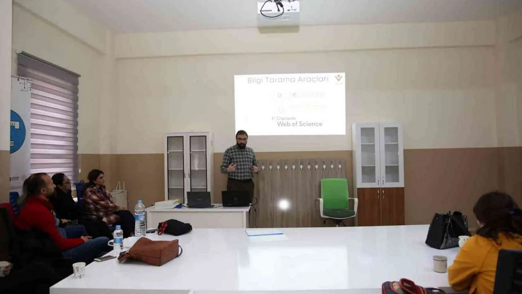 Tunceli'de TÜBİTAK Araştırma Projeleri eğitim semineri düzenlendi
