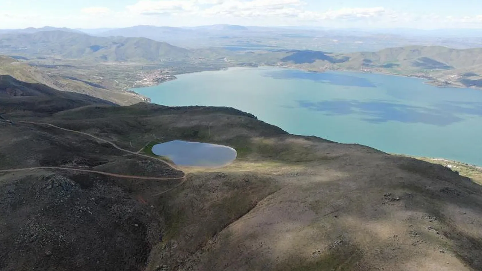Yağışlar arttı, Hazababa Dağı'ndaki Göl, Yeniden Doldu