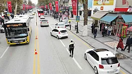 Malatya'da polisten dron desteli trafik uygulaması