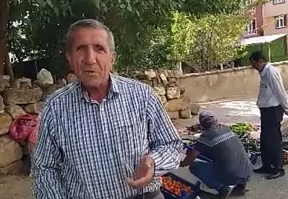 Elazığ'da ilginç anlar... Evlenmek isteyen vatandaş, adaylara seslendi