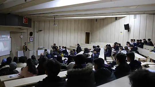 Fırat Üniversitesi Lise Öğrencilerine Tanıtılıyor