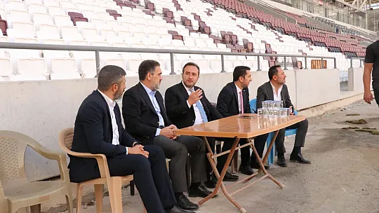 Ağar: 'Verdiğimiz Sözleri Teker Teker Yerine Getiriyoruz'