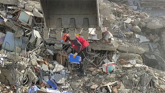 Elazığ İHH Arama ve Kurtarma Ekibi Deprem Bölgesindeydi