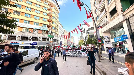 AK Parti'den Savaşa Dur Yürüyüşü