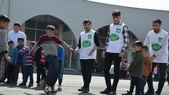HÜDA PAR Elazığ Gençlik Kollarından Depremzede Çocuklara Psikososyal Destek