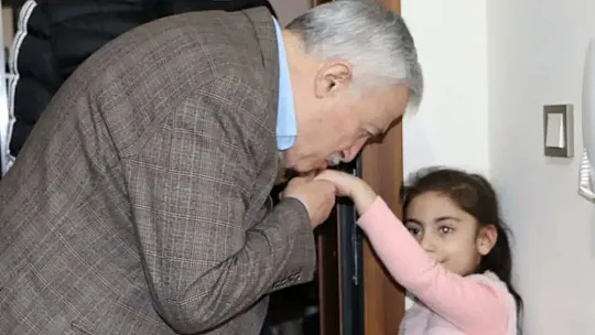 Milletvekili Demirbağ, Ayşe Yıldız ve Minik Yüsra İle Bir Araya Geldi