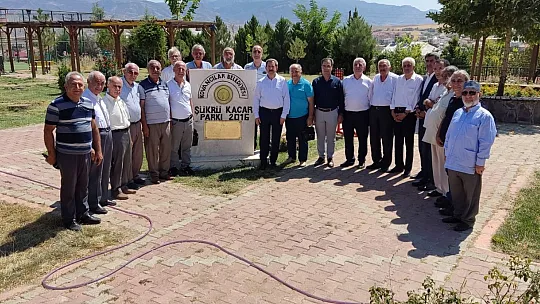 Şükrü Kacar'a Vefa