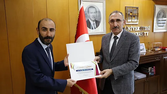 Sosyal Sorumluluk Projelerine Katılan Öğrencilere Teşekkür Belgesi Verildi