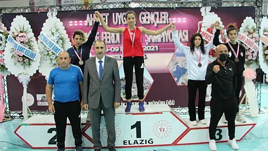 FÜ sporda 208 üniversitesi arasında 11. oldu