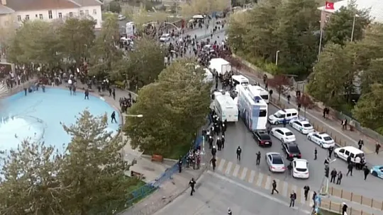 Erzurum'da İmamoğlu mitinginde olay
