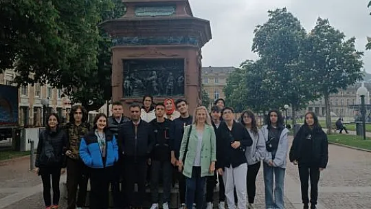 Öğrenciler Kültür Gezisinde