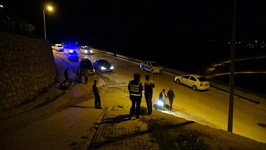 Husumetlilerinin Evini Silahla Basan İki Şahıs, Kameralara Yakalandı