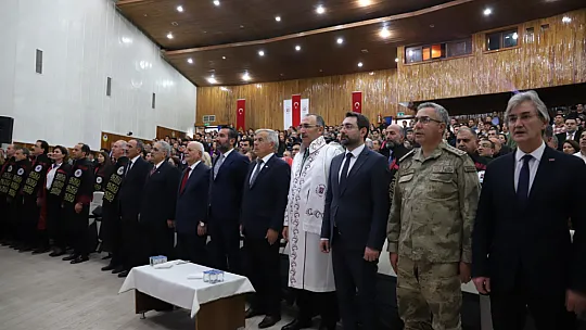 Fırat Üniversitesi 2023-2024 Akademik Yılı Açılış Töreni Yapıldı