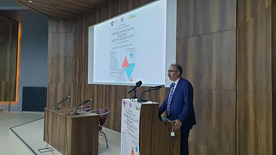 Akademide Yenilikçi Dijital Araçlar ve Akademik Gelişim Eğitimi