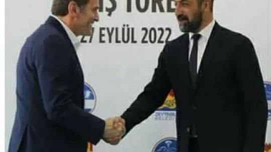 Başkan Işıkver,Sivrice Belediyesi Kültür ve Kongre Merkezinin açılışına katıldı