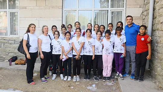 Elazığ'da Amatör Spor Haftası yürüyüşle başladı