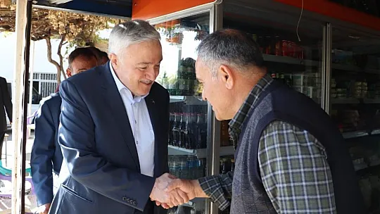 Milletvekili Demirbağ, Arıcak'ta Esnaf ve Vatandaşlarla Bir Araya Geldi