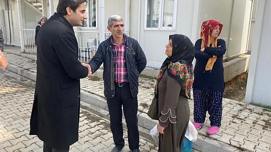Saadet Partisi'nden Konteyner Kente Ziyaret