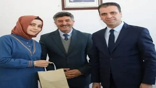 İl Müdürü Çeçen başarılı personelleri ödüllendirdi