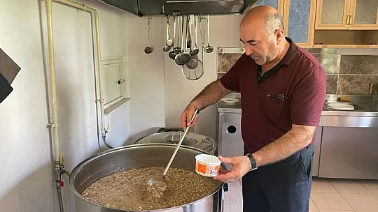 Fevzi Çakmak Mahallesi Taziye Evinde Aşure Programı Düzenlendi