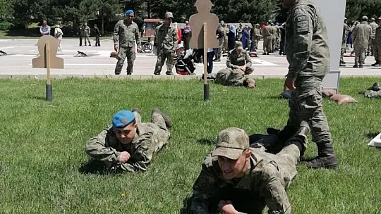 Elazığ'da Duygulandıran Tören