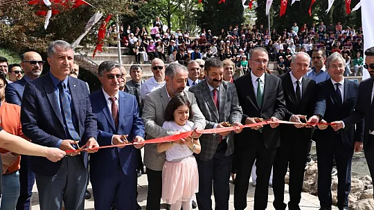AÜB Tanıtım ve Tercih Fuarı, Fırat Üniversitesi Ev Sahipliğinde Elazığ'da Gerçekleştirildi