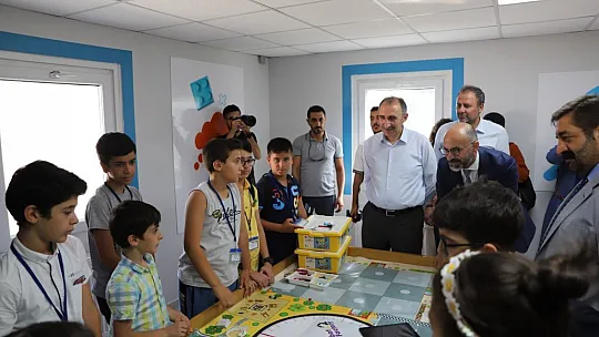 Fırat'ın Çocukları için Teknoloji Yetkinlik Merkezi'nin Açılışı Yapıldı