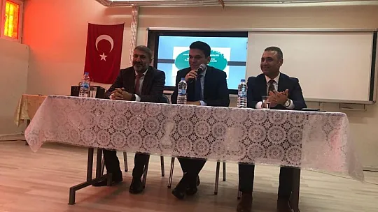 Eğitime Destek Platformu'ndan Karakoçan'da Kariyer Semineri