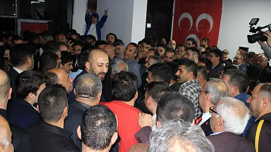 MHP Elazığ Milletvekili Semih Işıkver'e Coşkulu Kutlama