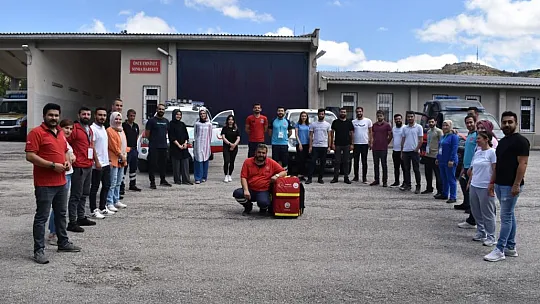 Elazığ İl Sağlık Müdürlüğü Tarafından UMKE Temel Eğitimi ve Tatbikatı Düzenlendi