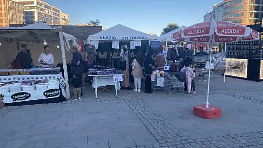 Salçalı Köfte Festivalinde Hayme Ana Standına Yoğun İlgi Gösterildi