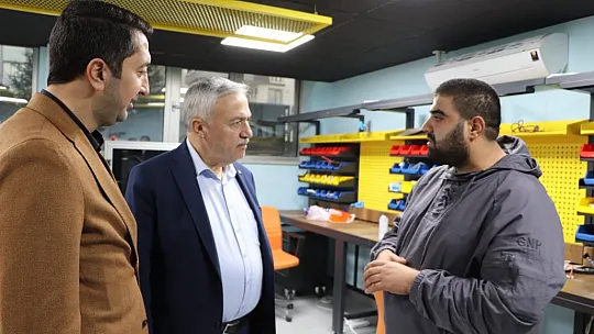 Milletvekili Demirbağ Deneyap Atölyesini ziyaret etti