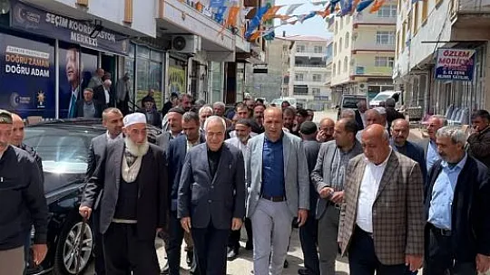 Eski Bakan Yardımcısı Tunç'tan Karakoçan ve Köylerine Ziyaret