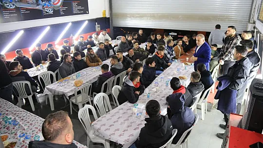 Milletvekili Metin Bulut, Sanayi Sitesinde Gençlerle Bir Araya Geldi