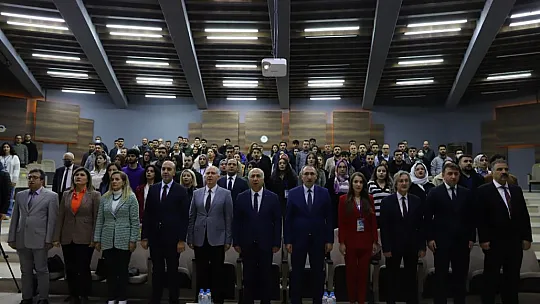 Kalite Elçileri Fırat Üniversitesi'nde Buluştu