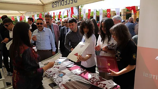 AÜB Tanıtım ve Tercih Fuarı, Fırat Üniversitesi Ev Sahipliğinde Elazığ'da Gerçekleştirildi