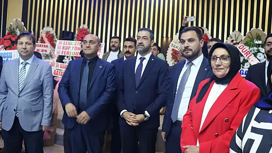Demir Ailesinin Mutlu Günü