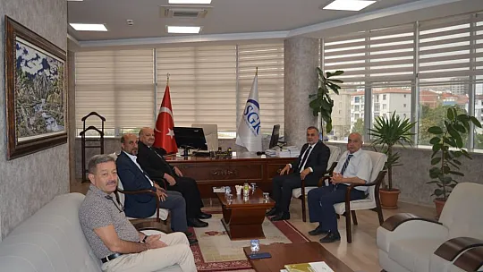 Ak Partili Vekiller ve İl Başkanından SGK İl Müdürlüğüne Ziyaret